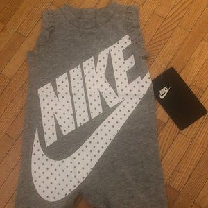 Nike Baby Short Sleeve Shorts Romper, Newborn-3 Months , Gray and white